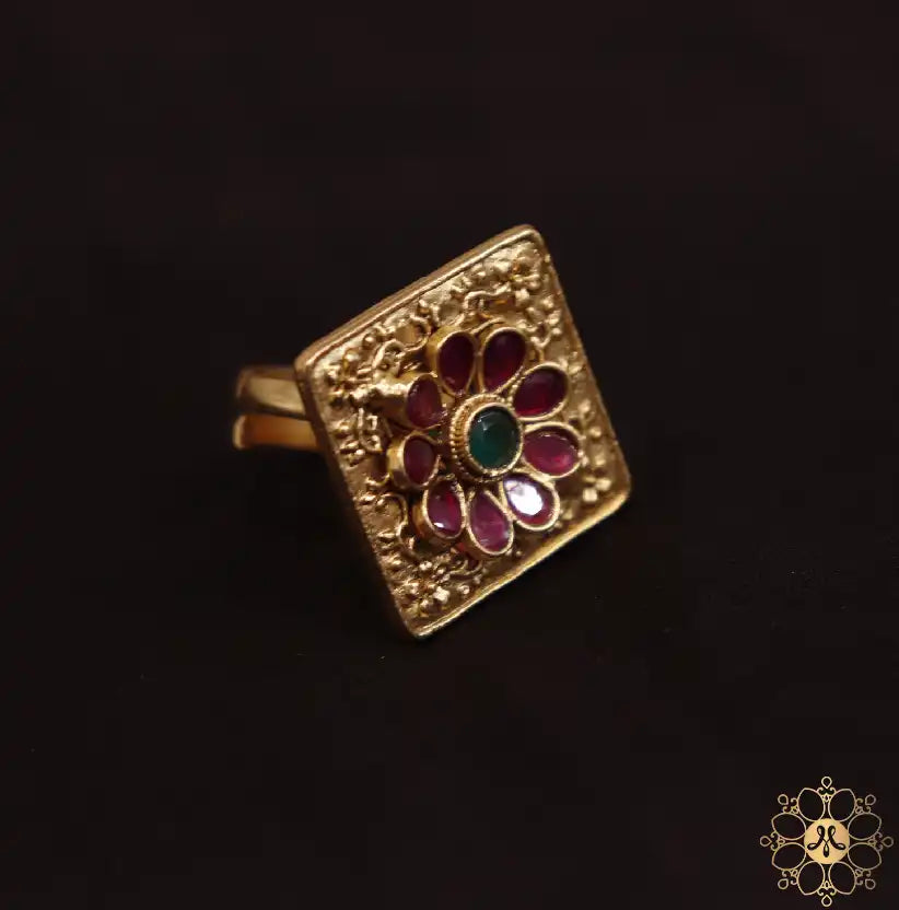 Wholesale Free Sample Owl Hip Hop Fashion Finger Ring, 3D Antique Gold  Stainless Steel /Zinc Alloy Metal Ring - China Finger Ring and Military Ring  price | Made-in-China.com